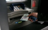 Nguyên nhân nào dẫn đến giới hạn rút tiền thẻ ATM?